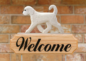 Goldendoodle DIG Welcome Stake