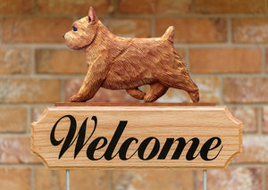 Norwich Terrier DIG Welcome Stake