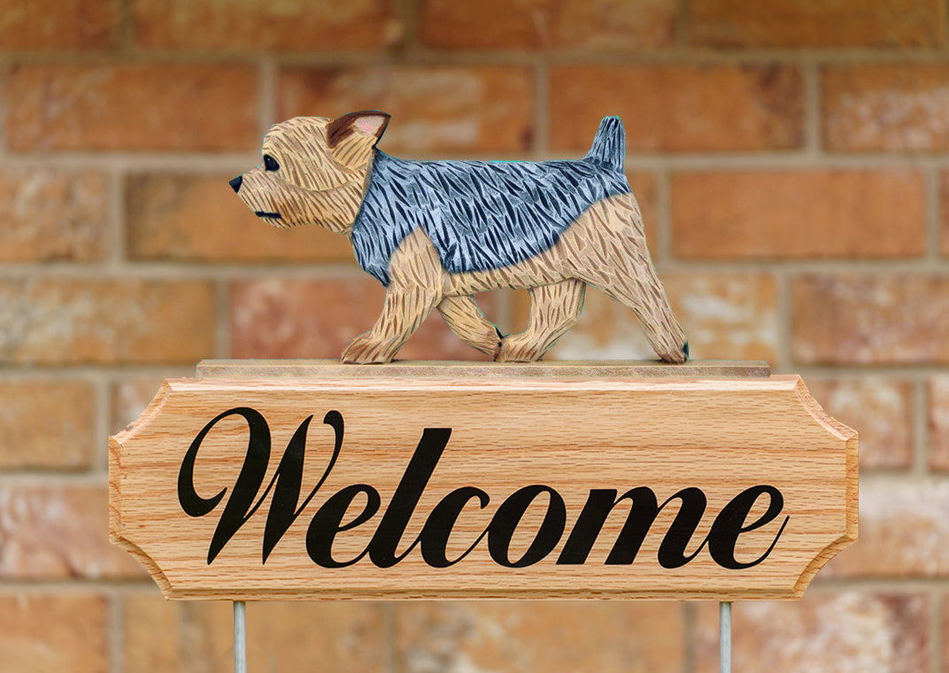 Yorkshire Terrier (Puppy Clip) DIG Welcome Stake