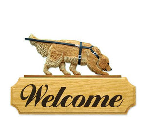 Golden Retriever Tracking DIG Welcome Sign