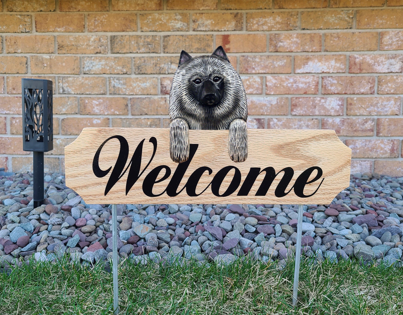 Keeshond Topper Welcome Stake